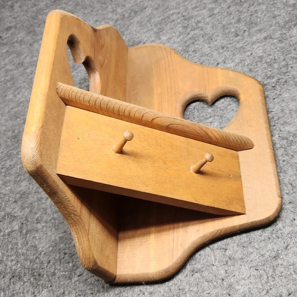 Vintage Wooden Heart Cutout Corner Wall Shelf With Pegs Cottagecore Country 16